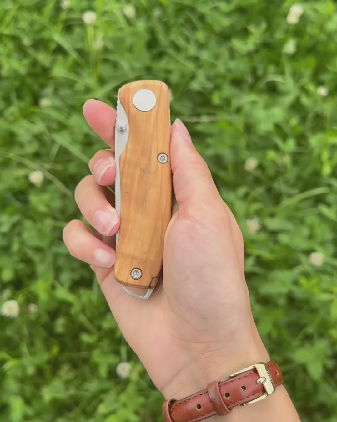 Carica video: Coltello chiudibile Maloja